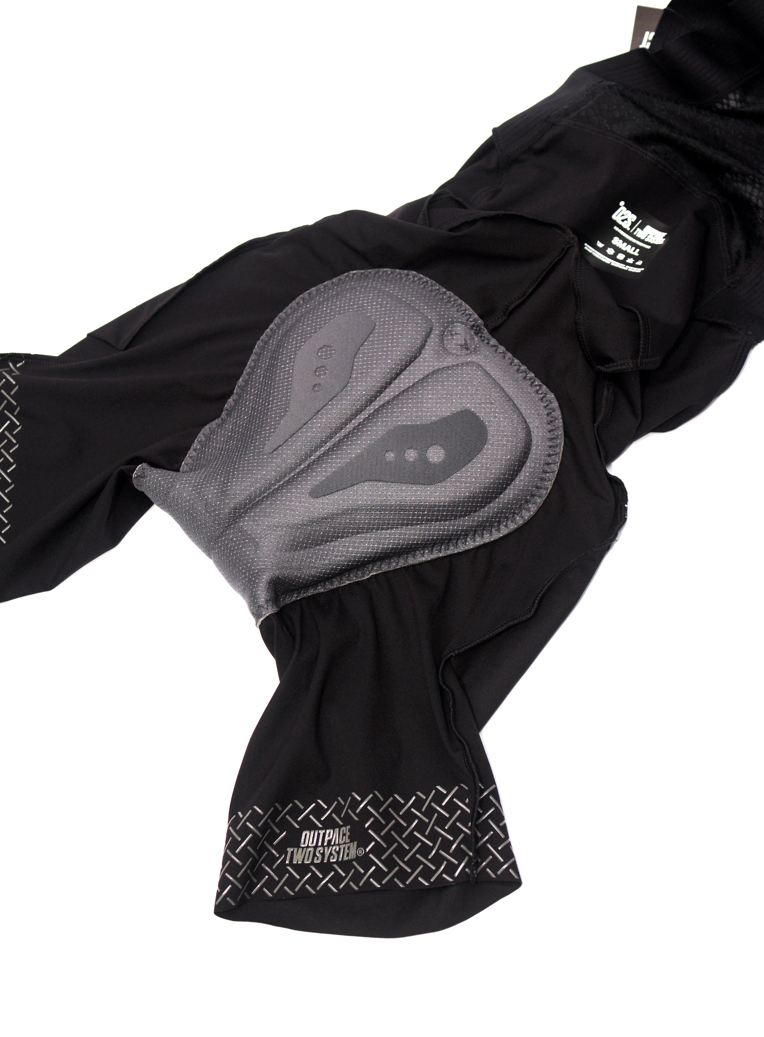 003 Flow State Seamless Cargo Bib - Men